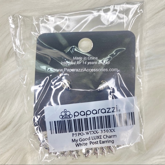 My Good LUXE Charm Silver Tone Post Style Clear Rhinestone Earrings. - Picture 4 of 4